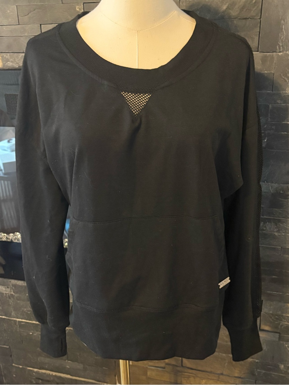 Nine West Black active wear. Women's Pullover shirt with Mesh Detail